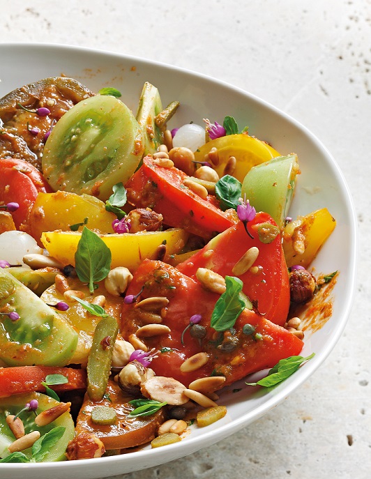 Salade de tomates, sauce Romesco