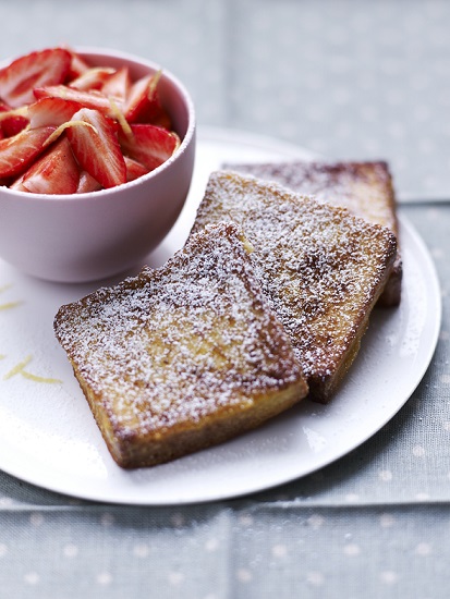 Pain perdu salade de fraises