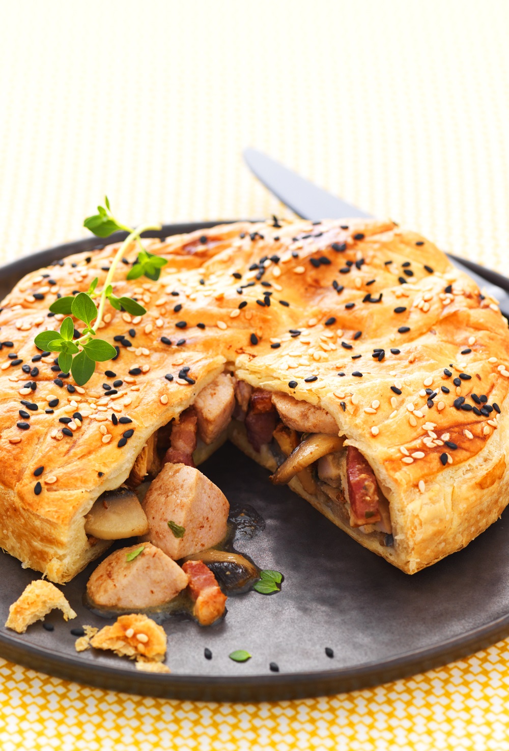 Tourte Feuilletee De Rognons Blancs Aux Champignons