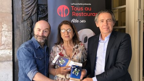 tous au restaurant