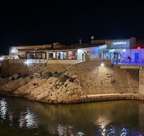 le Petit port