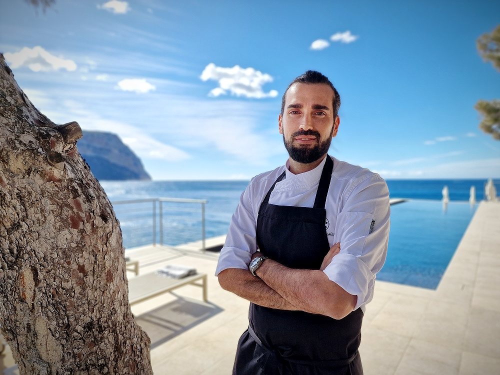 Nicolas Sintes, nouveau chef des Roches blanches à Cassis