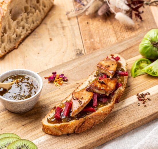 Le foie gras poêlé en tartines et confiture