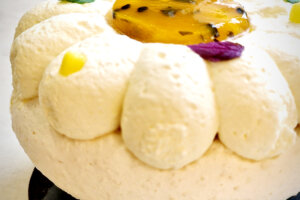 la pavlova de la pâtisserie Citron blanc à Marseille