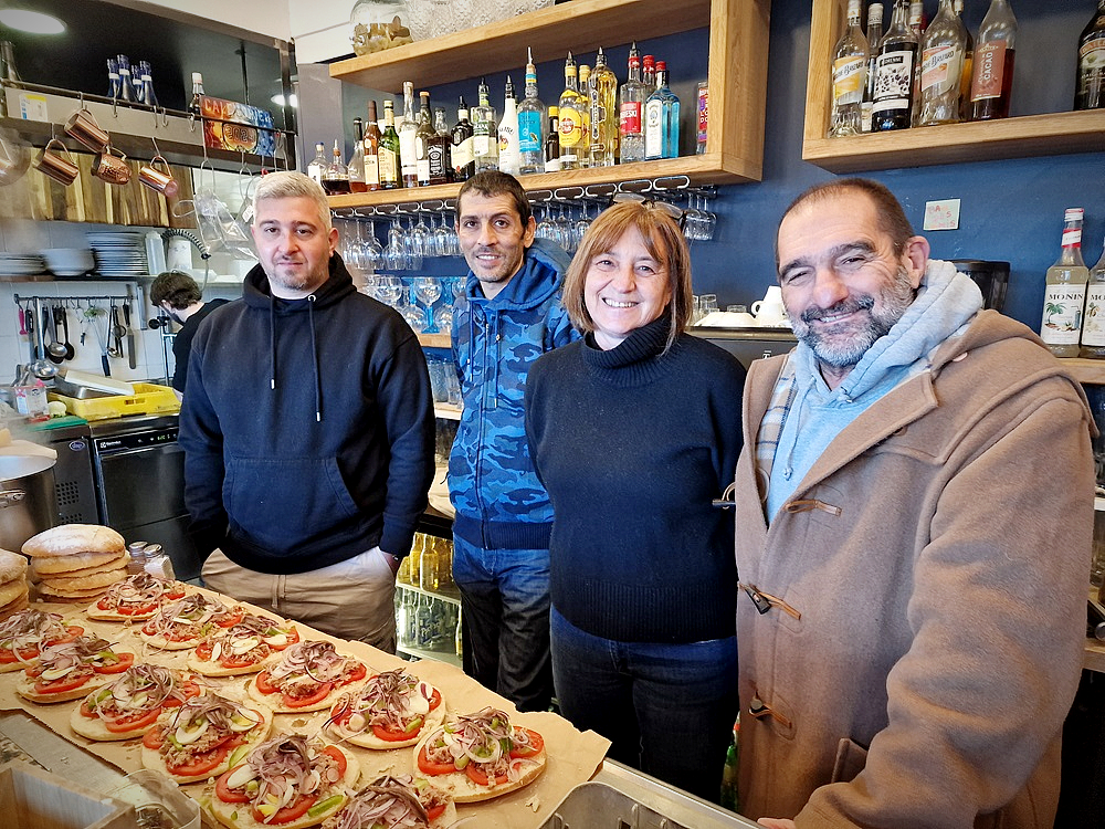 Le Bar des Amis a été vendu. Passation de relais le 1er février 2024