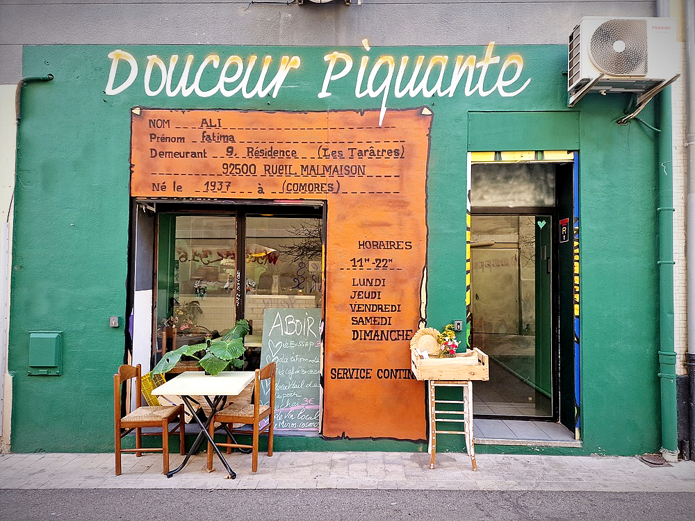 la façade de Douceur piquante à Marseille