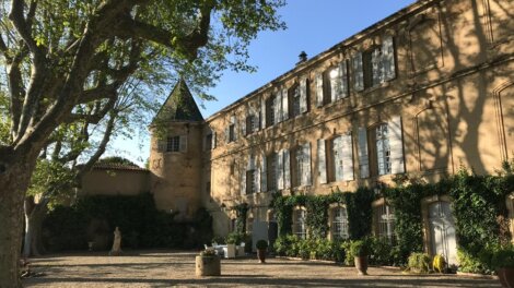 Œnotourisme en pays salonais : le superbe château Bas