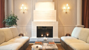 Hôtel Lilou à Hyères, un salon au bar