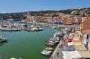le port de cassis au cœur de l'été 2024