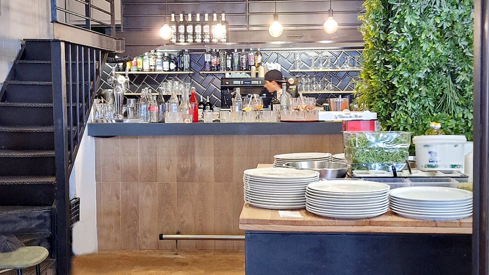 la Trattoria di Marco à Marseille sur le Vieux-Port, ambiance