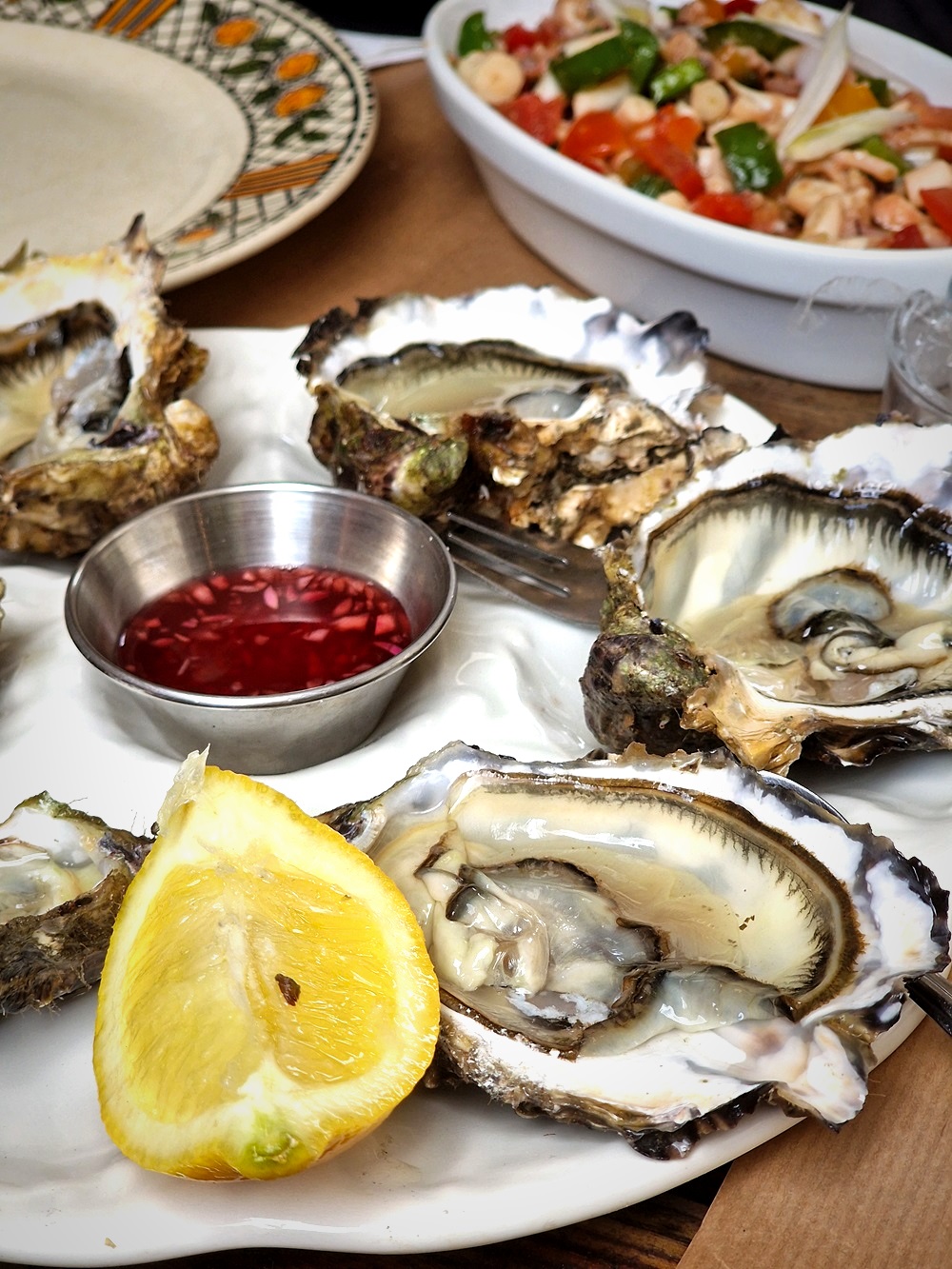 Huîtres de Camargues chez Papy Moïse, à Aigues-Mortes