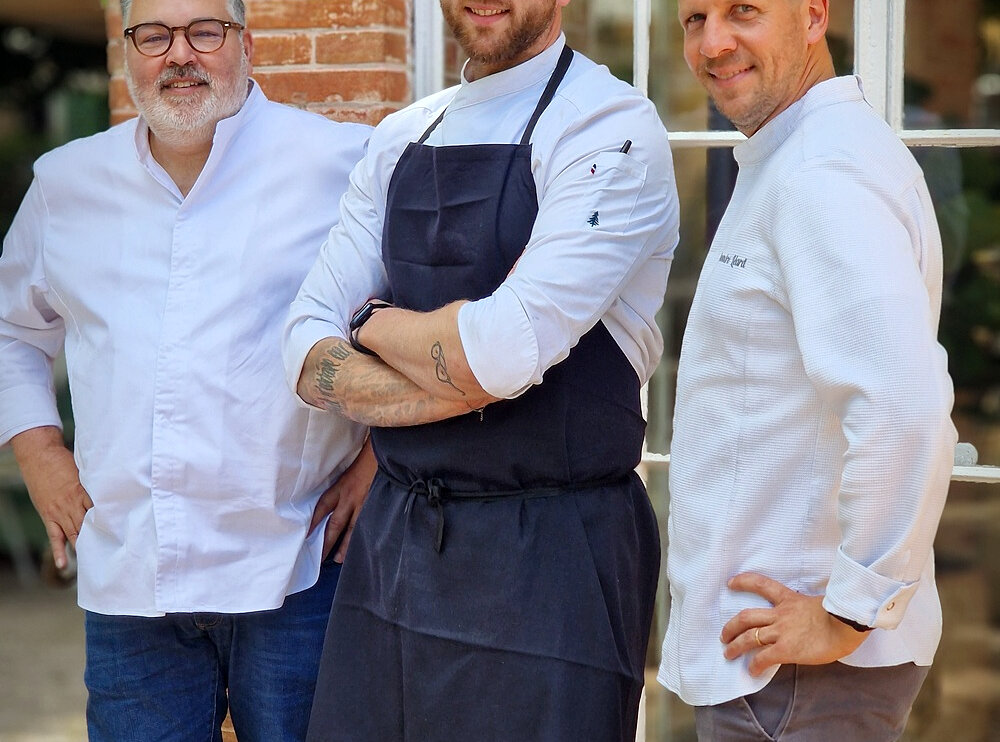 au Relais de la Magdeleine à Gémenos, Mathias Dandine et sa brigade jouent la carte d'une cuisine provençale moderne et créative