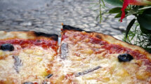 Pizza servie Chez Jo pizzéria à Aix