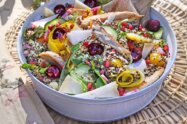 Salade estivale couleur cerises