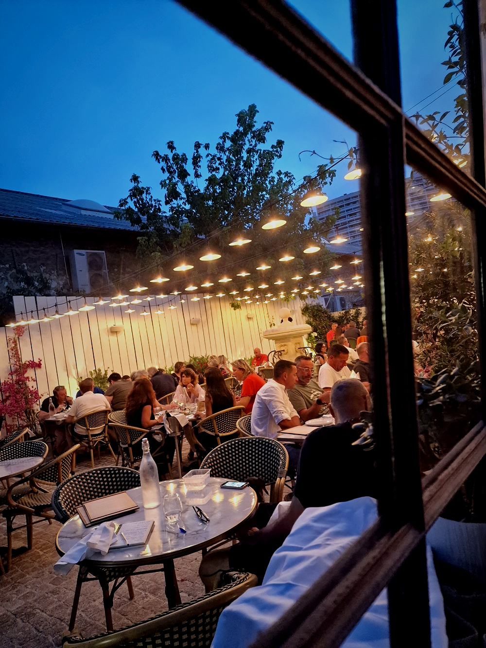 La terrasse du Coude à Coude à Marseille