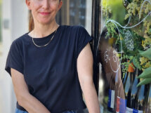 Piquette, la cave à vins nature de Stéphanie donne à goûter une "sélection vivante et différente" aux habitants du quartier Saint-Just