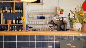 Le comptoir du restaurant Fava à Marseille