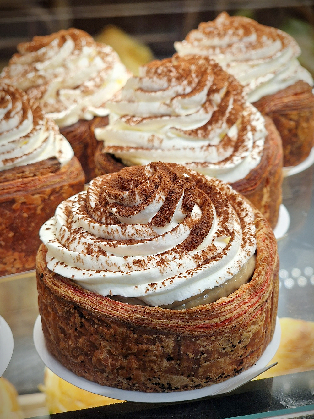A Marseille, quartier Castellane, le bar à viennoiseries propose une multitude de recettes salées et sucrées, toutes élaborées à partir de pâte à croissants.