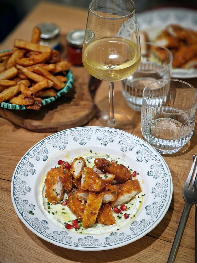 Hera Saint-Tropez bistrot sur le port