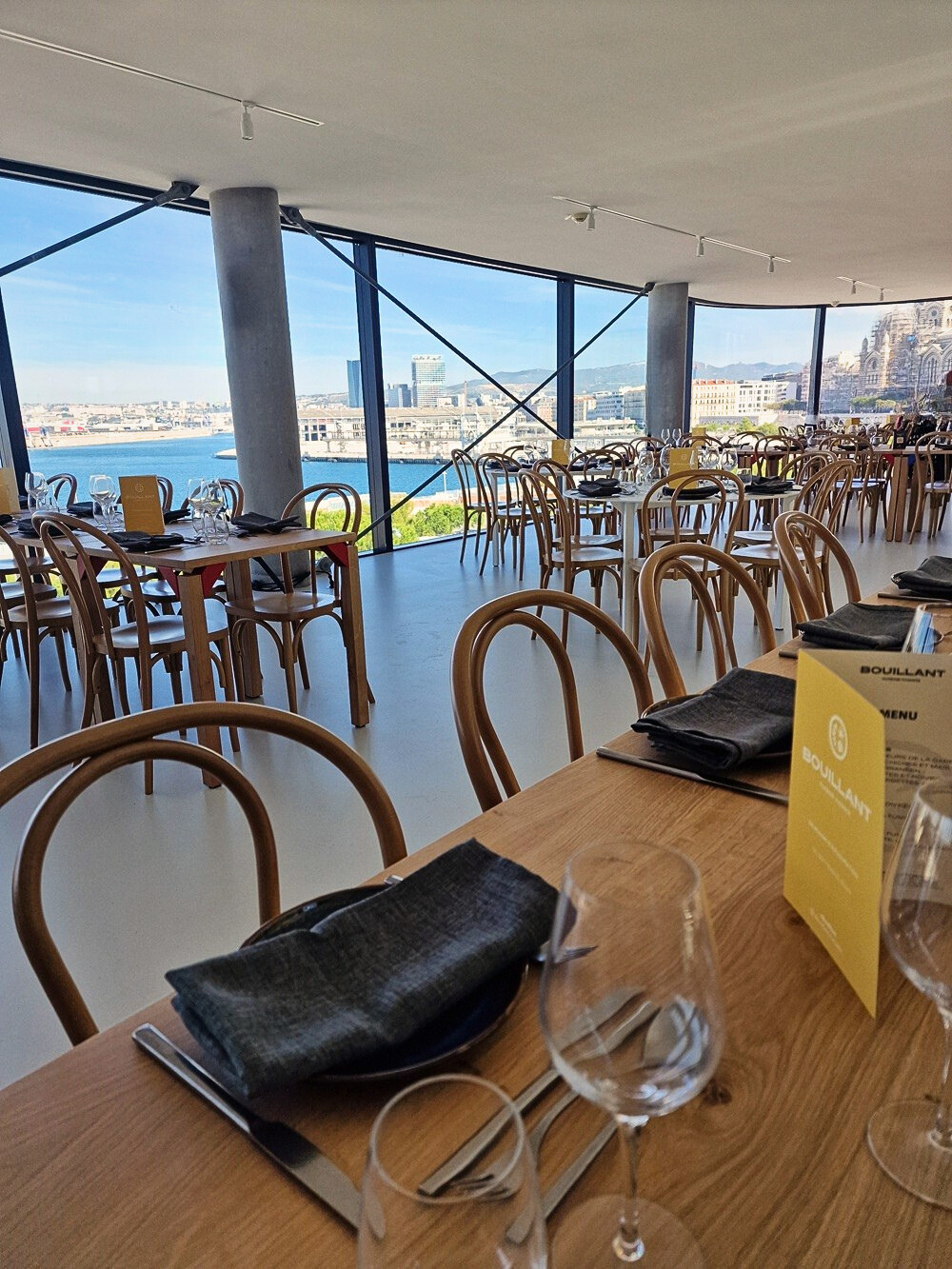 La salle du restaurant Bouillant au MuCem