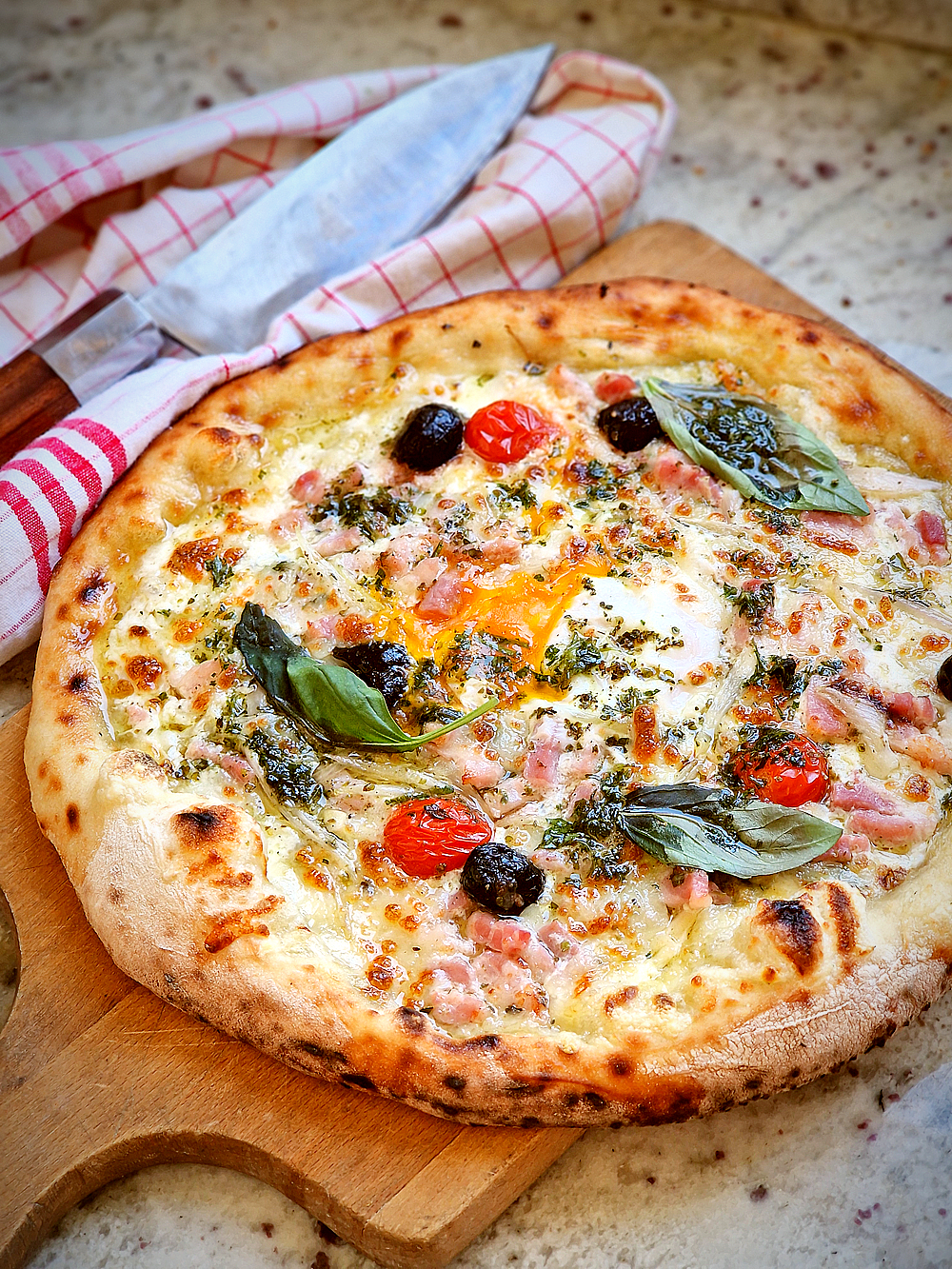 la fameuse pizza de la M%ère Buonavista