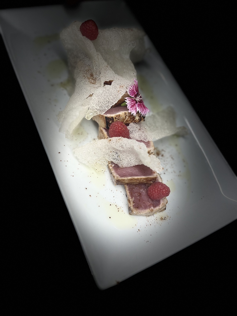 Ponpon accueille le chef Krapo ; le cuisinier originaire de Sète sévira dans ce nouveau lieu-phare du boulevard Philipon, un mois seulement.