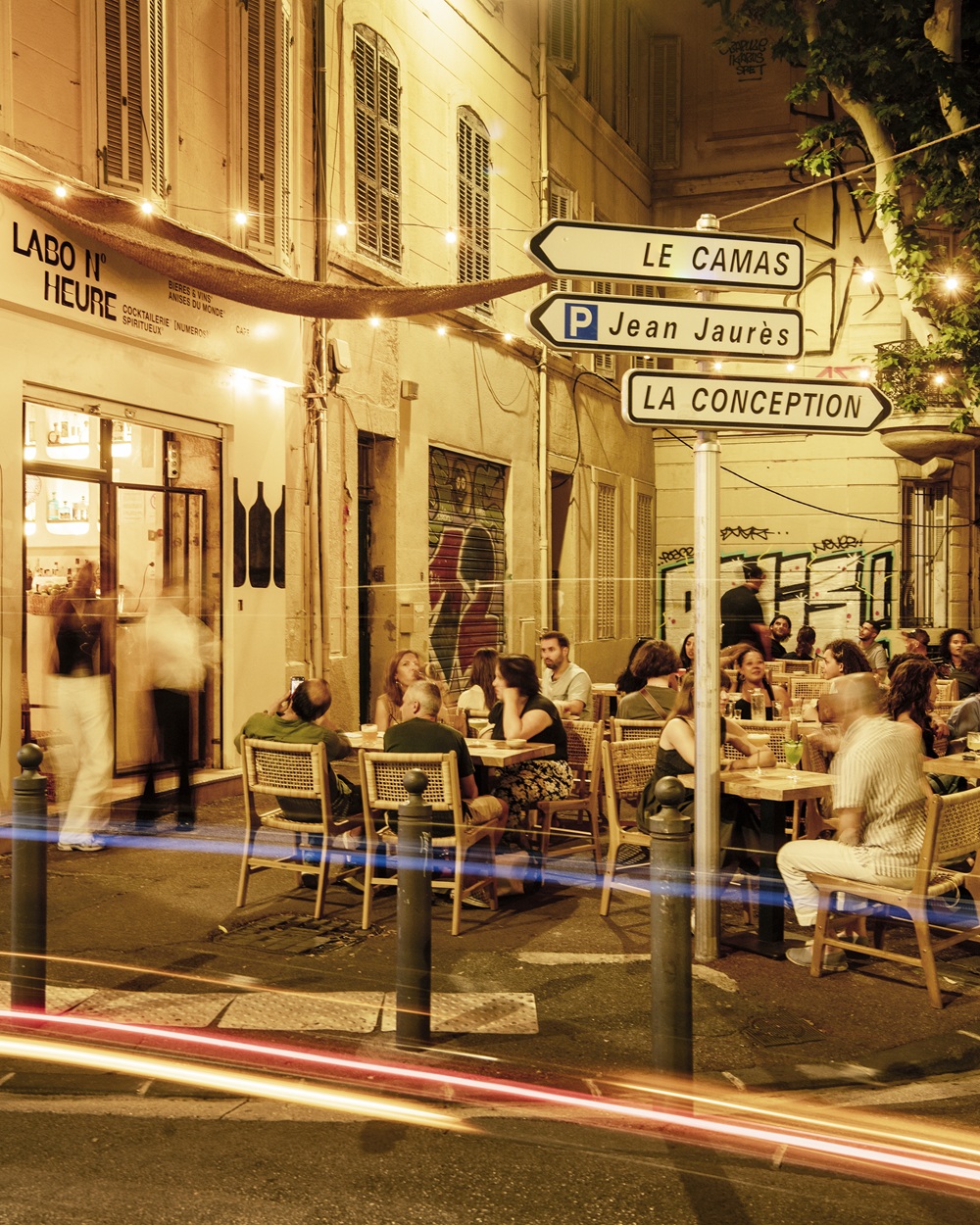 Labo nºheure, c’est un bar-cocon imaginé par le duo complice Marine et Zak. Pour savourer des cocktails numérotés et toujours frais