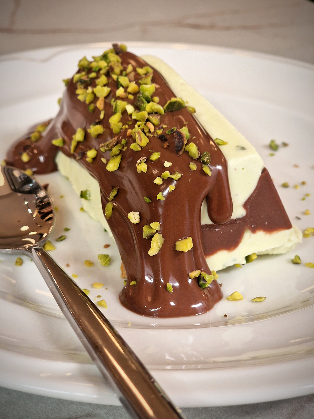 semifreddo pistache servi chez Pinocchio rue Francis-Davso
