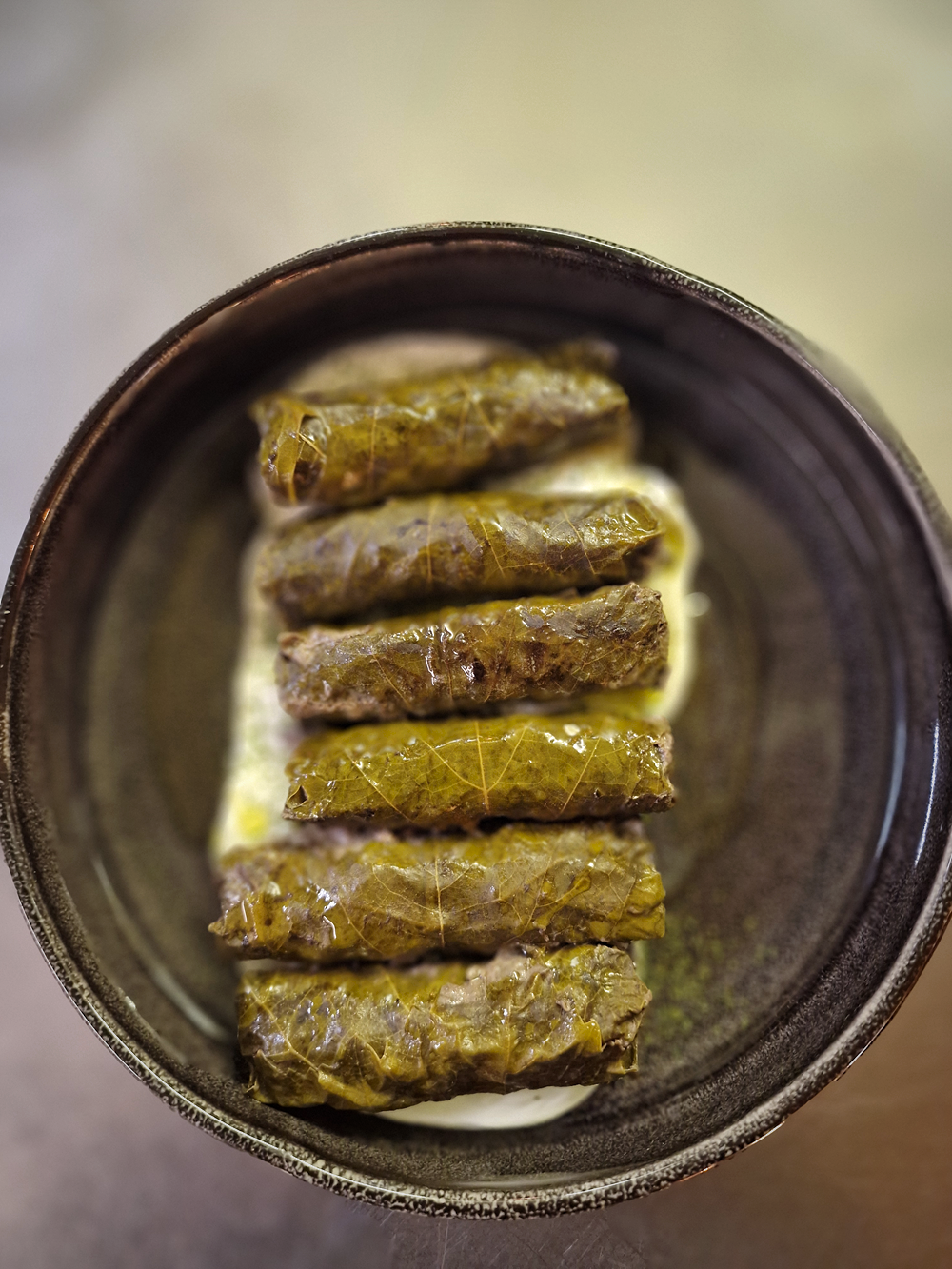 Hamé by La Concorde sert une cuisine arménienne familiale et contemporaine à Marseille : les tolma