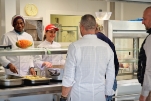 Une formation aux métiers de la cuisine chez Emmaüs Saint‑Marcel : un CFA innovant où apprentissage et utilité sociale fusionnent