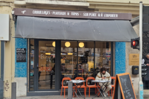 Bistrot N°2 , bistrot à vocation marine à Marseille quartier Cinq Avenues