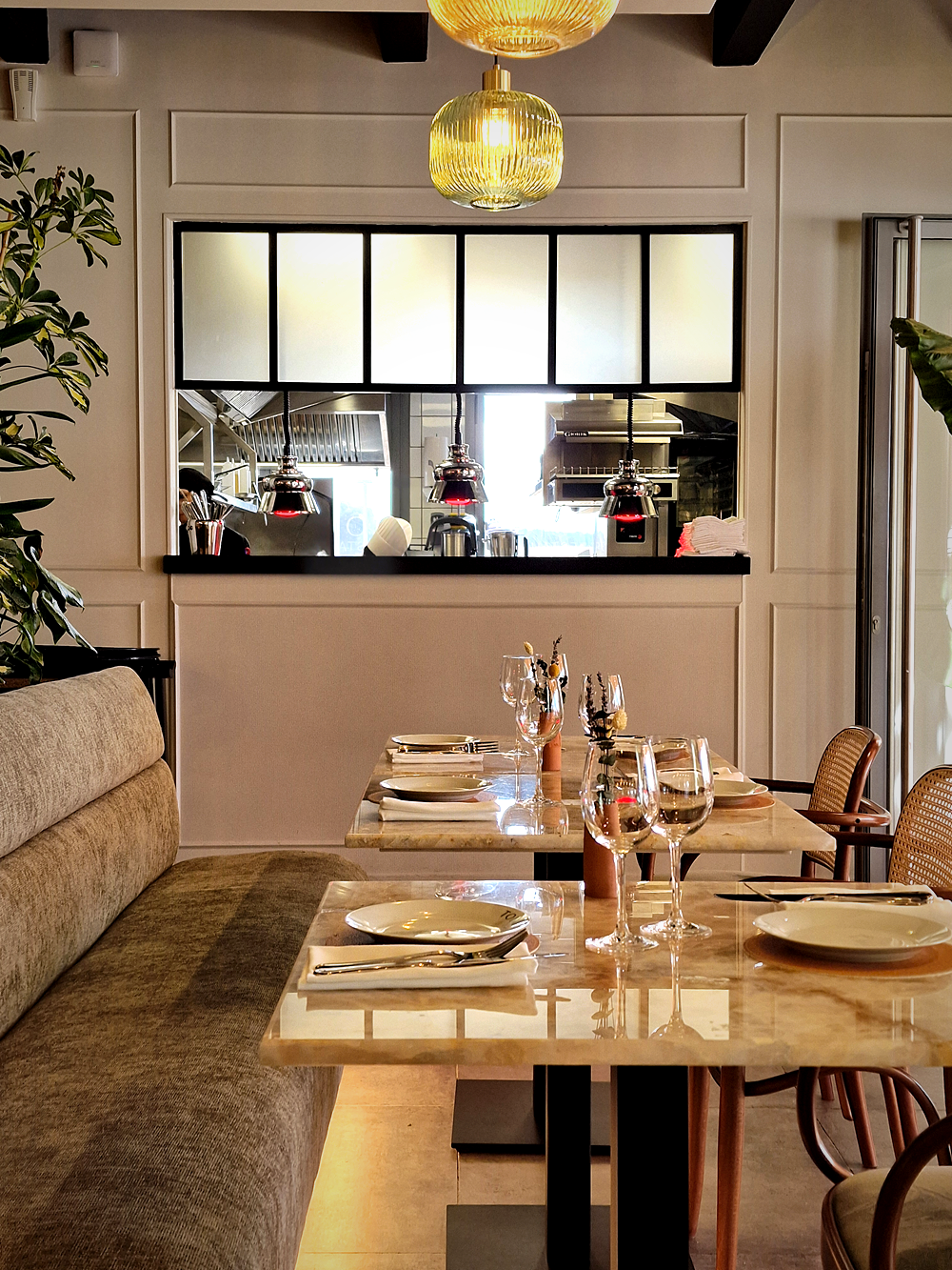 Le restaurant Tonin à Allauch joue la délicieuse carte de la brasserie gastronomique aux tonalités provençales. Un régal