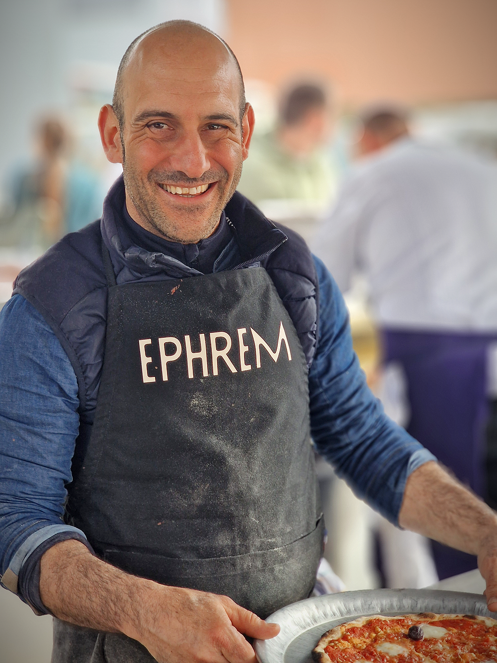 À Forcalquier, Manu Barthélémy défend une pizza libre entre levain, saisonnalité et rigueur