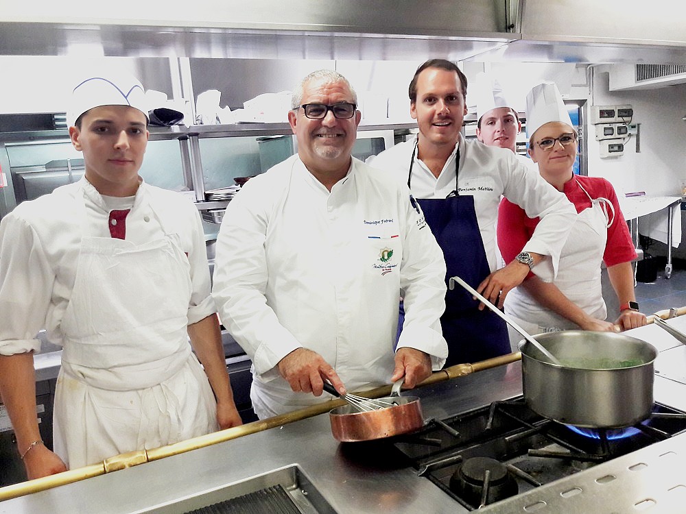 Sofitel Marseille fête ses 50 ans. Ici, Dominique Frérard en cuisines