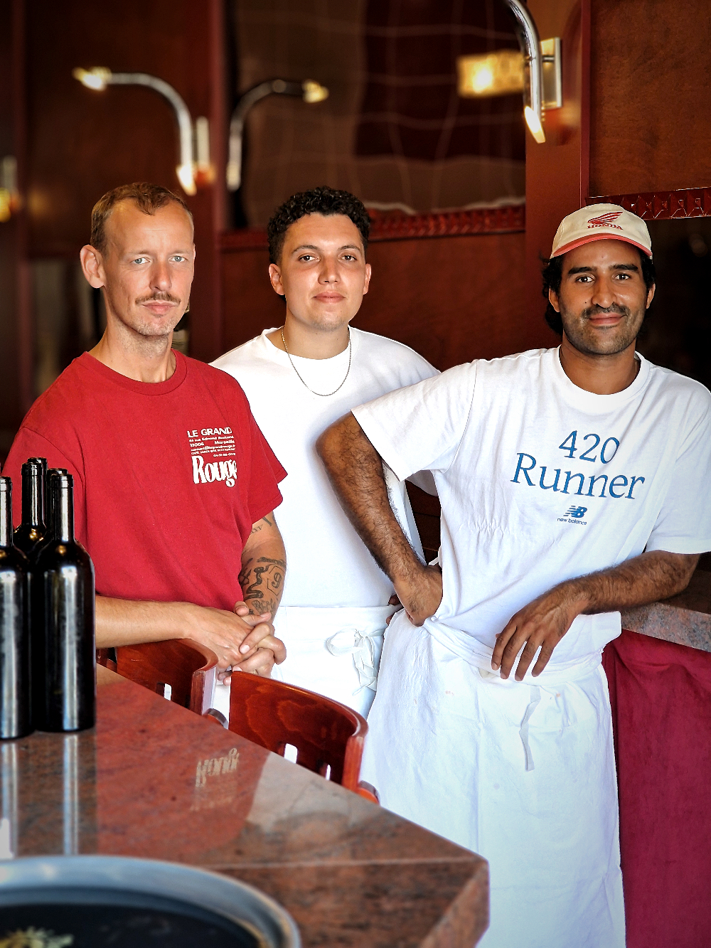 Grand Rouge, petit théâtre du goût juste : un resto marseillais mené par Guillaume, Mohammed et le chef Alexandre Gilles au casting