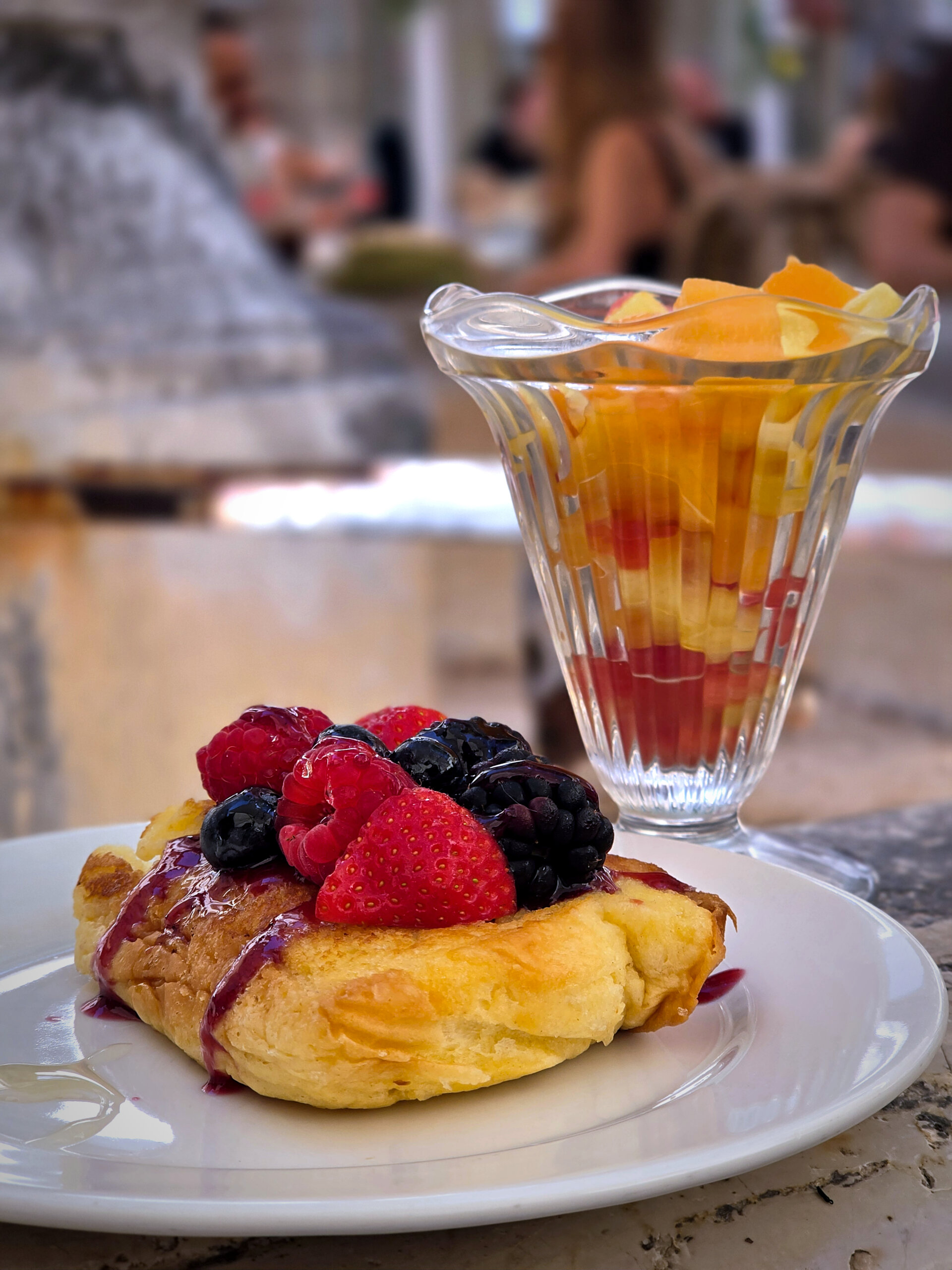 Le Bouillon aixois : plats de tradition faits maison et juste prix. La terrasse est prise d'assaut, la réservation impossible